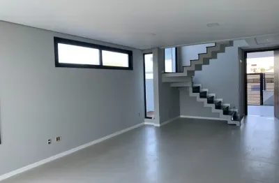 Incrível casa com 3 suítes no bairro campeche em florianópolis