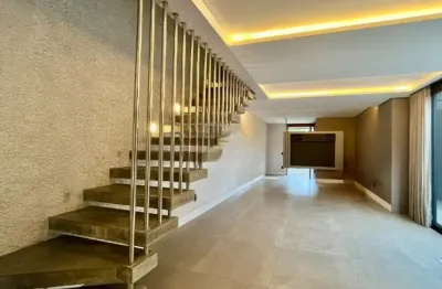 Linda casa com 3 suítes no bairro morro das pedras  em florianópolis
