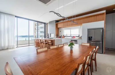 Casa residencial de 3 dormitórios no bairro joão paulo em florianópolis