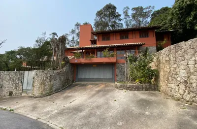Excelente casa com 4 quartos no bairro joão paulo em florianópolis