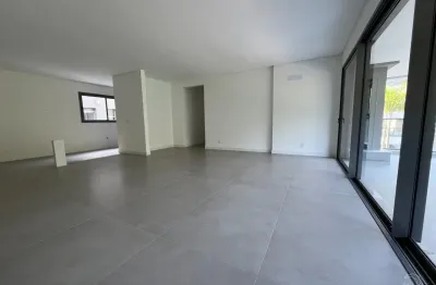 Lindo apartamento de 3 dormitórios e 165m² em cacupé em florianópolis