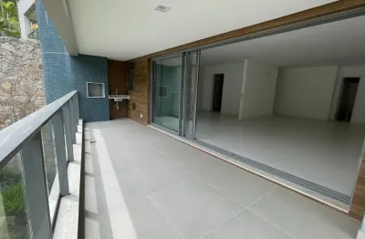 Maravilhosa  apartamento com 3 suítes em cacupé em florianópolis