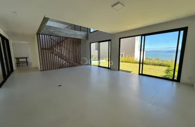 Maravilhosa casa de 427m² com 3 suítes no cacupé em florianópolis