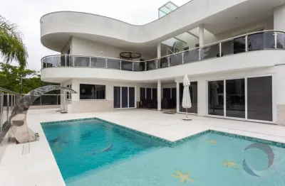 Linda casa residencial de 600m² no bairro jurerê internacional