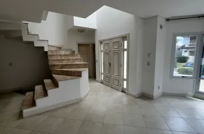 Maravilhosa casa alto padrão, com 4 suítes em jurerê internacional.