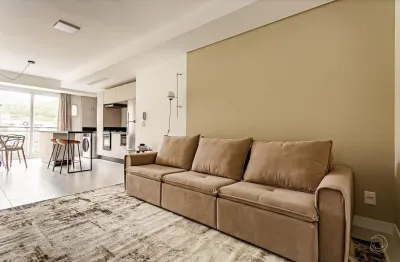 MARAVILHOSO Apartamento de 2 quartos em Jurerê, Florianópolis.