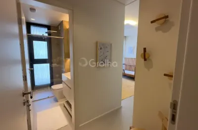 LINDO Apartamento de 134m² com 3 quartos sendo 2 suítes em Jurerê