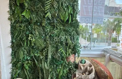 Apartamento com 2 quartos sendo 1 suíte com 74,60m² em Jurerê.