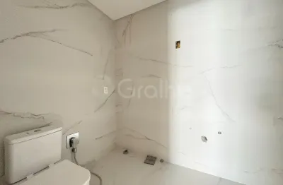 MARAVILHOSO Apartamento com 3 suítes com 140,97m² em Jurerê.