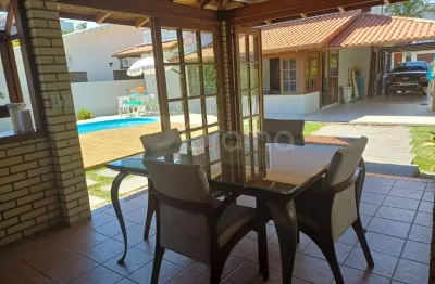 LINDA Casa  Residencial  185m² com 4 quartos em Jurerê em Florianópolis