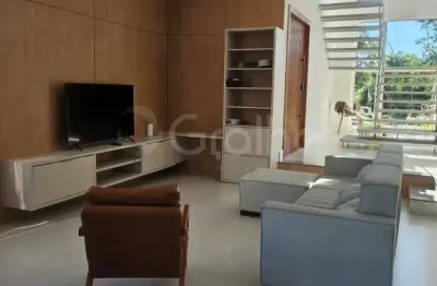 Maravilhosa casa na daniela em florianopolis com 5 dormitorios