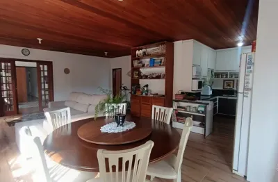 Casa Residencial de 148m² com 3 quartos na Cachoeira do Bom Jesus