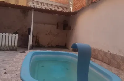 Casa térrea na rua arnaldo silveira  3/4 com piscina  valor  1500,00