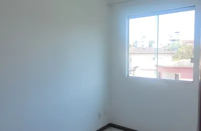 Apartamento com 2 quartos para alugar na Rua São João do Jardim Piatã, 67, Jardim Placaford, Salvador
