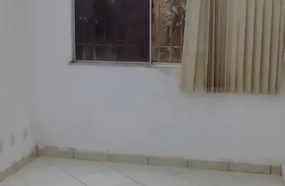Apartamento com 2 quartos para alugar na Travessa Valdomiro Pereira Lima, 68, Vila Canária, Salvador