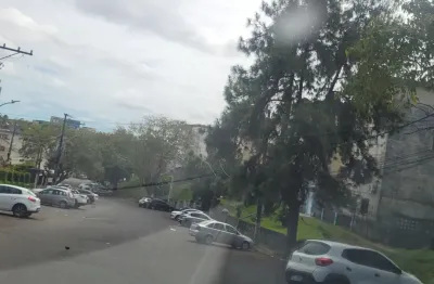 Moradas do campo  2/4 dependência de empregada  valor  180.000,00