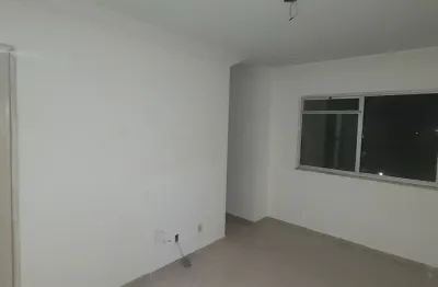 Apartamento com 2 quartos para alugar na Rua Professor Arnaldo Silveira, 66, São Marcos, Salvador