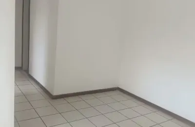 Condomínio bosque imperial elevador  3/4 nascente  valor  350.000,00