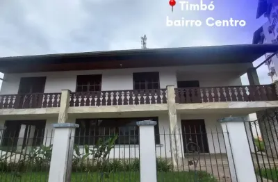 Casa com 4 quartos para alugar na Avenida Sete de Setembro, Centro, Timbó