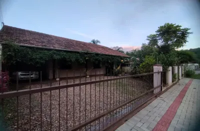 Casa com 2 quartos para alugar na Rua Jaraguá, Padre Martinho Stein, Timbó