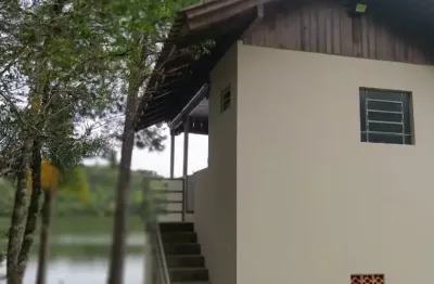 Casa com 3 quartos para alugar na Rua Doutor Jorge Lacerda, Zona Rural, Rio dos Cedros