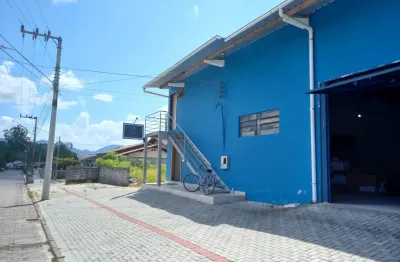 Apartamento com 2 quartos para alugar na Rua Jaraguá, Pomeranos, Timbó