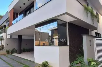 Casa com 3 dormitórios à venda, 246 m² por r$ 2.750.000,00 - vila nova - joinville/sc