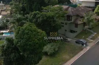 Terreno à venda no condomínio orleans, 688 m² por r$ 3.200.000 - américa - joinville/sc