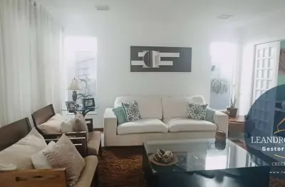 Casa térrea à venda com 321m² e lazer completo no planalto paulista - sp