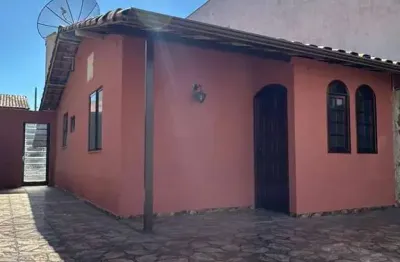 Casa térrea com 3 quartos à venda no bairro vila rica - volta redonda / rj