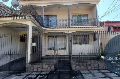 Casa com 3 quartos à venda na Rua Setecentos e Cinqüenta e Seis, --, Casa de Pedra, Volta Redonda