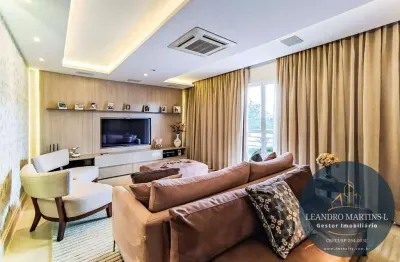 Casa em Condomínio à venda, 3 suítes e 230 m², Bolsão Interlagos- São Paulo