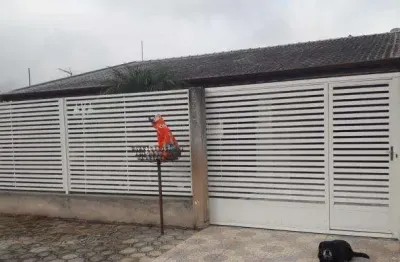 Casa com 3 quartos à venda no Iguaçu, Araucária 