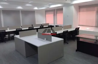 Sala comercial com 3 salas para alugar na Rua Doutor Renato Paes de Barros, 714, Itaim Bibi, São Paulo