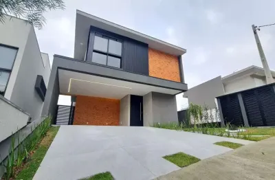 Sobrado 3 suítes, gourmet, piscina, poço para elevador a venda no Bella Citta