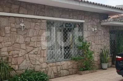 Casa com 3 quartos à venda na rua visconde de taunay, 214, vila itapura, campinas, 191 m2 por r$ 1.378.000