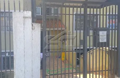 Kitnet / Stúdio à venda na Rua Francisco Derosso, Alto Boqueirão, Curitiba