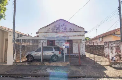Casa com 3 quartos à venda na Afonso Celso, 369, Novo Paraíso, Araçatuba