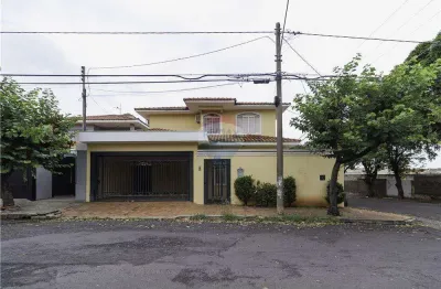 Casa à venda na Coelho Neto, 1411, Bairro das Bandeiras, Araçatuba