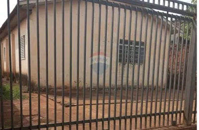 Casa com 2 quartos para alugar no Umuarama, Araçatuba 