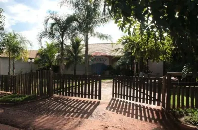 Chácara / sítio com 2 quartos para alugar no Centro, Santo Antônio do Aracanguá 