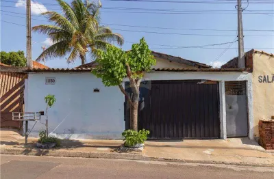 Vende-se casa comercial próximo ao sup rondon do hilda mandarino