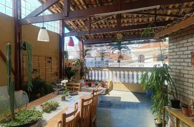 Casa com 2 quartos à venda na Rua Santa Inácia, 51, Vila Maria Alta, São Paulo