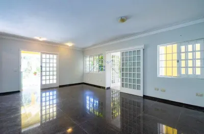 Casa em condomínio com 478m² 3 dorm 2 suítes 4 vagas