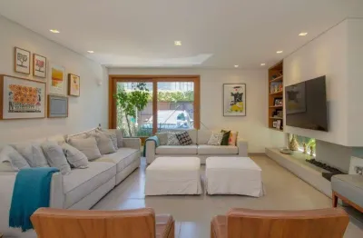 Casa no jardim paulistano 3 dorm 1 suíte 2 vagas 278m²