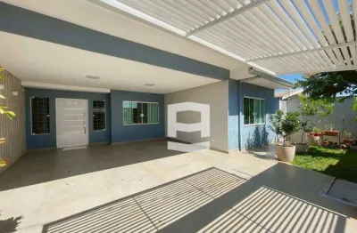 Casa com 3 dormitórios, sendo 1 suíte à venda, 260 m² por r$ 850.000 - jardim apucarana - apucarana/pr