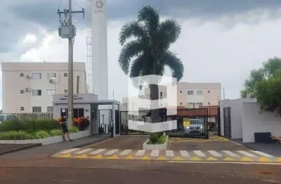 Apartamento com 2 dormitórios à venda, 44 m² por R$ 170.000,00 - Condomínio Residencial Terra dos Ventos - Apucarana/PR