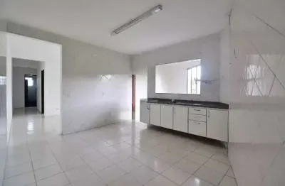 'cansado de se apertar em um apê minúsculo e caro?'