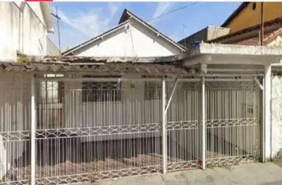 Ótima oportunidade! duas casas frente e fundo com 250m², terreno de 10x25 metros, perfeito para investimento ou moradia!