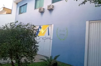 Este prédio comercial é tudo o que você precisa para sua empresa!